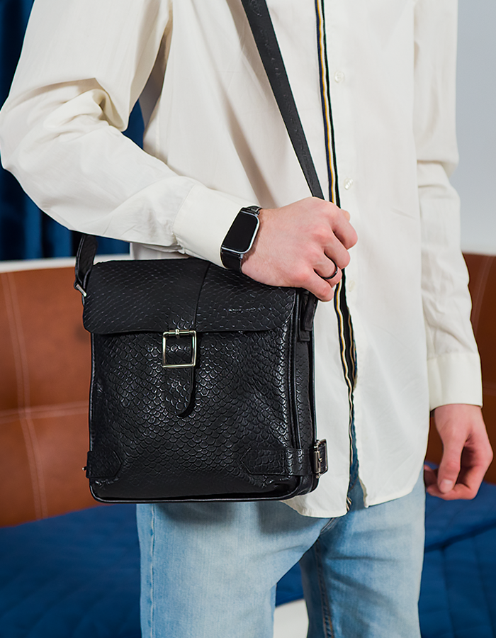 Cумка мужская из кожи под рептилию Paul Rayner 00311772-411